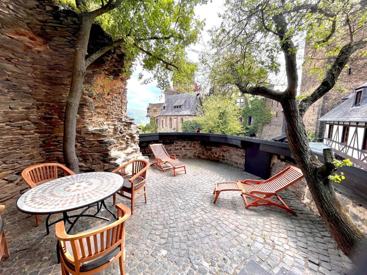 Burghotel Auf Schoenburg Обервезель Экстерьер фото